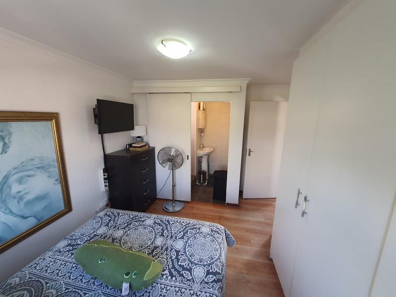 2 Bedroom Property for Sale in Gordons Bay Western Cape